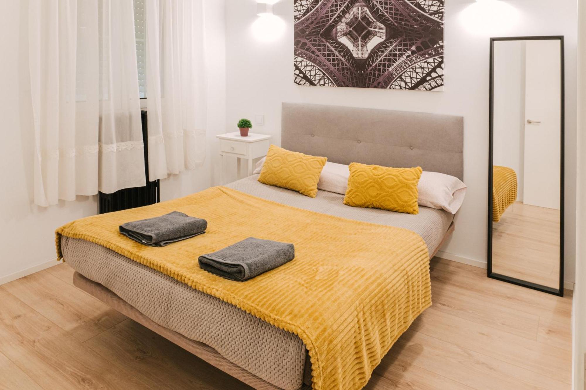 Lujoso Y Amplio Apartamento Con Parking Incluido Леон Екстер'єр фото