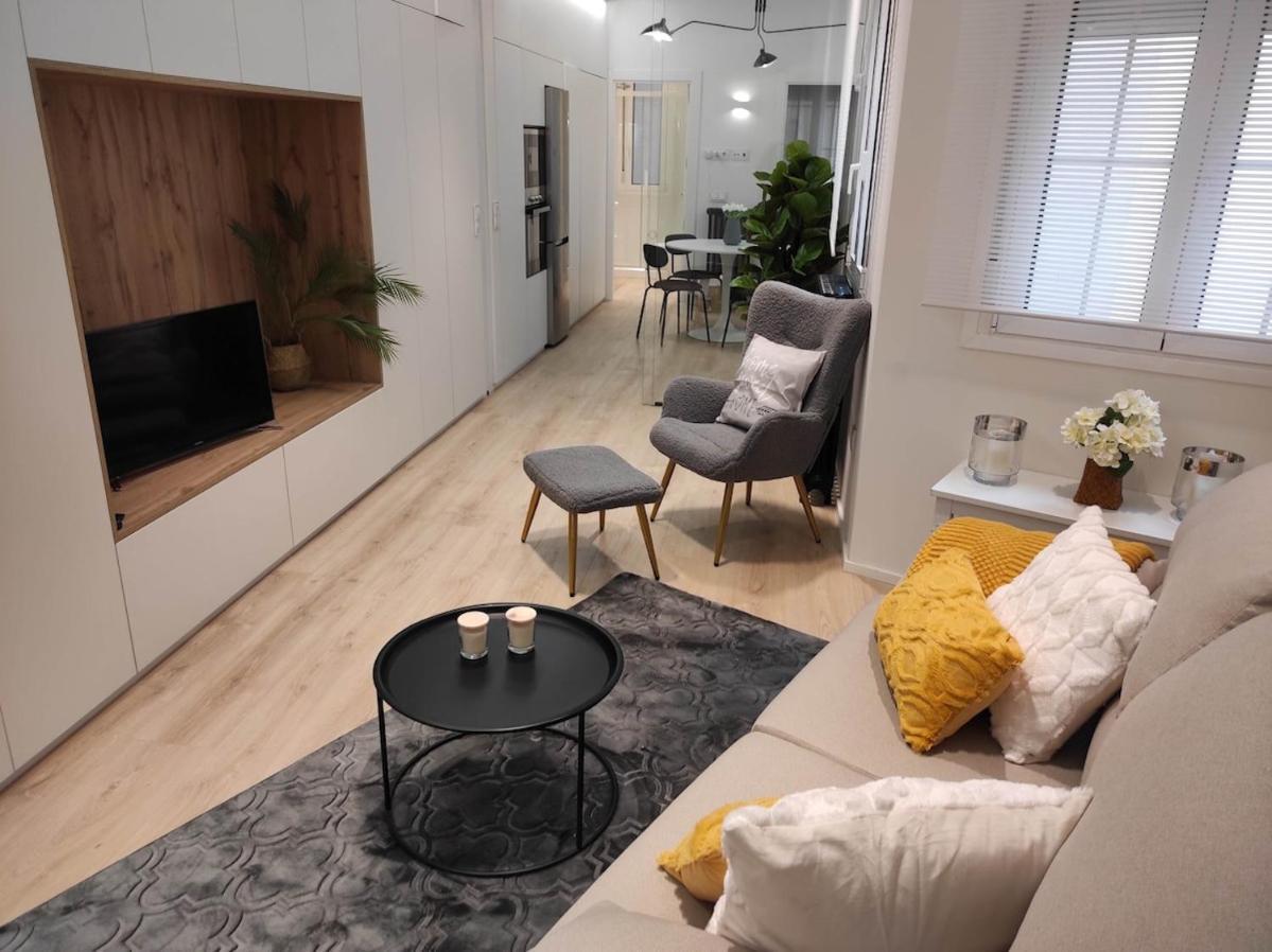 Lujoso Y Amplio Apartamento Con Parking Incluido Леон Екстер'єр фото